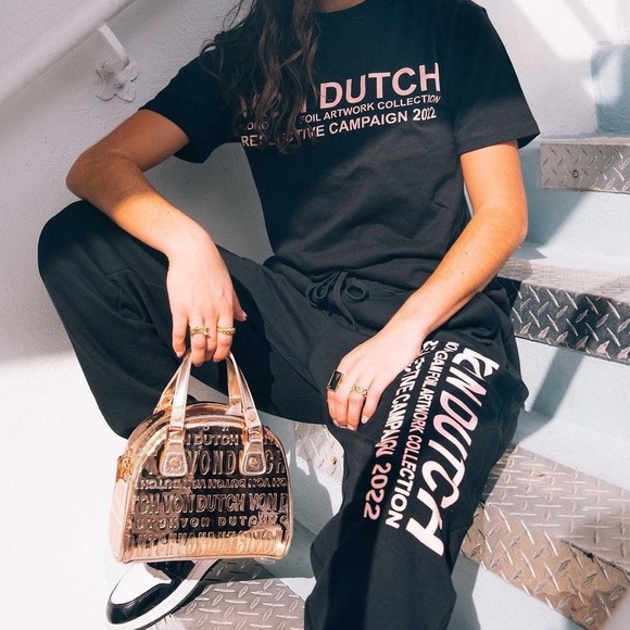 Von Dutch Small Rose Gold Reflective Bowling Bag | FULL INCLUSION | NEW/NWT!!💗 - Picture 11 of 11